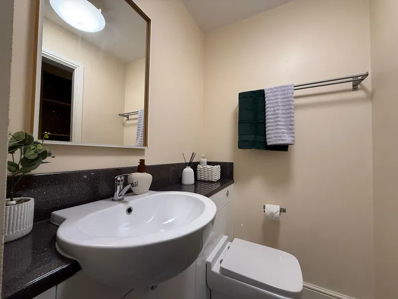 6 Bed all en-suite // Longdales Road // Lincoln Bishop Uni - Image 10